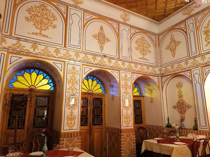 Toranj Traditional Restaurant - Isfahan - Iran - booked ai