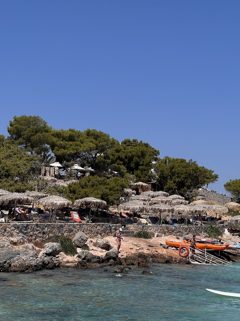 Swim and relax at Aponisos Beach - Agkistri - Greece - booked ai