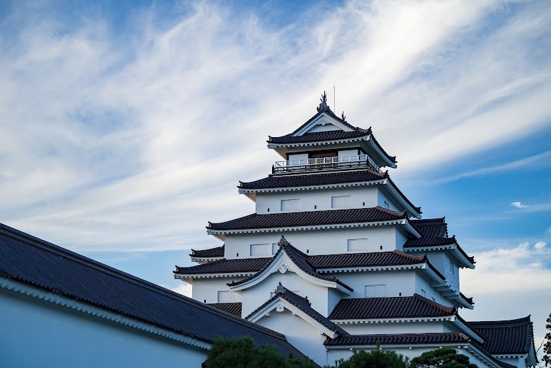 Visit Tsuruga Castle (Aizuwakamatsu Castle) - Aizuwakamatsu - Japan - booked ai