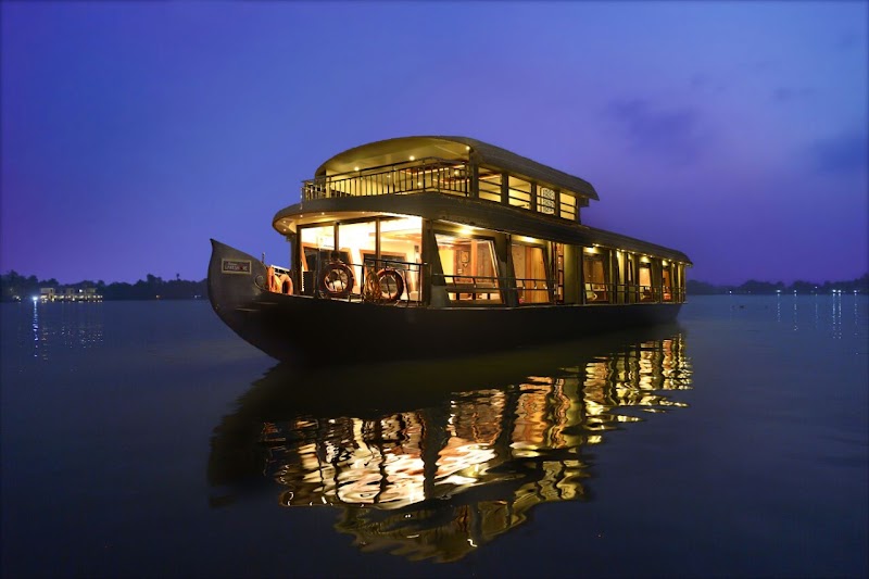 Houseboat Cruise on the Backwaters -  -  - booked ai