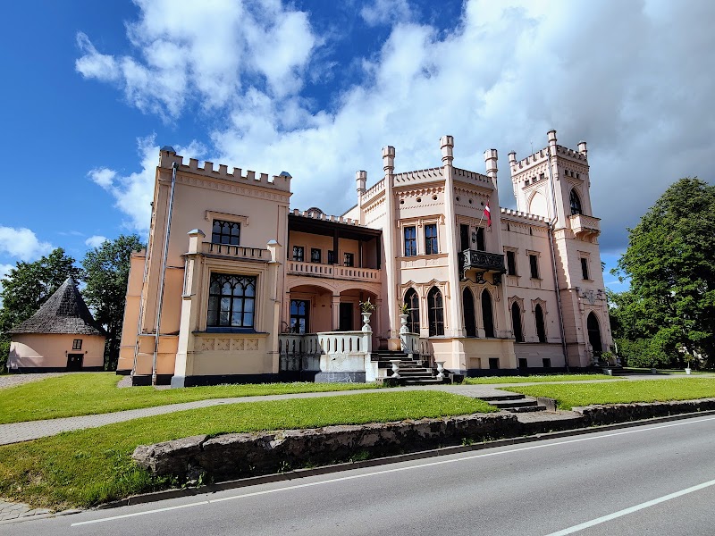Aluksne Castle Ruins and Manor Park - Alūksne - Latvia - booked ai