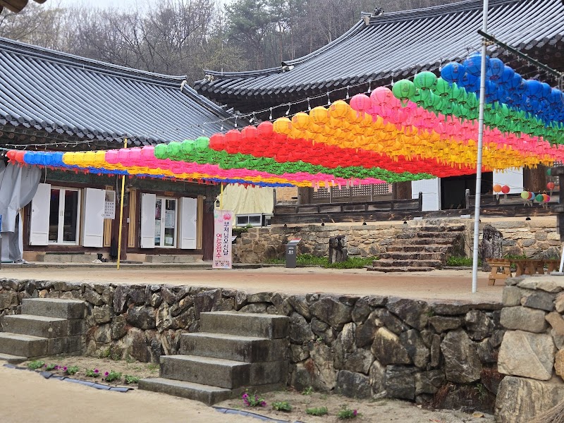 Hahoe Folk Village - Andong - South Korea - booked ai