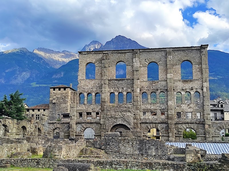 Visit the Roman Theatre of Aosta - Aosta - Italy - booked ai