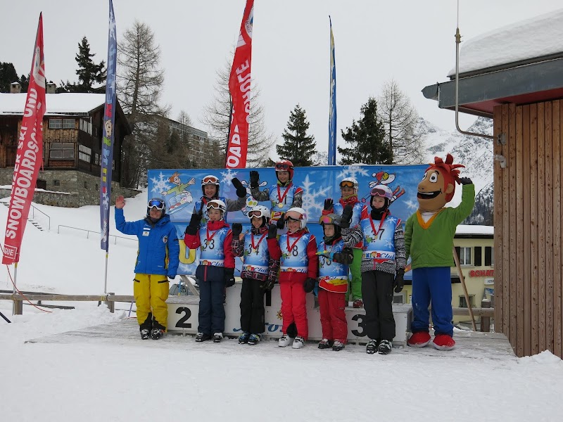 Skiing and Snowboarding at Arosa Lenzerheide - Chur - Switzerland - booked ai