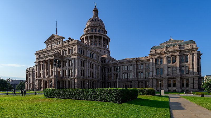 Explore the Texas State Capitol - Austin - United States - booked ai