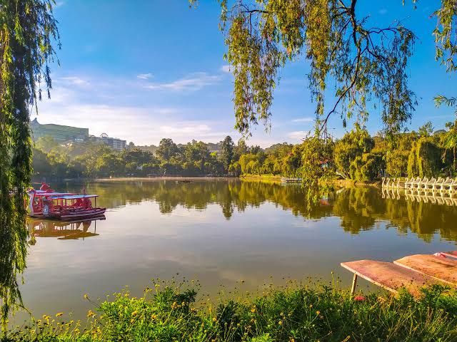 Visit Burnham Park - Baguio - Philippines - booked ai