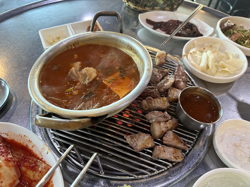 Donsadon - Cheju - South Korea - booked ai