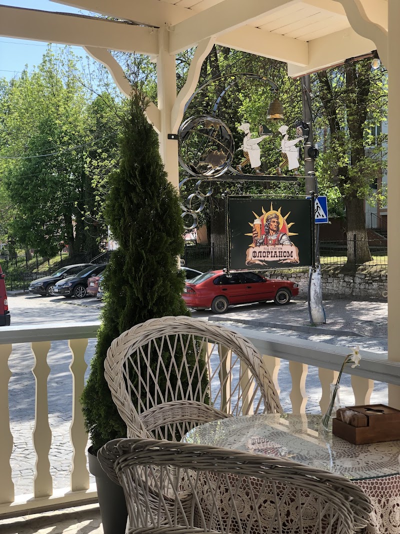 Frant Restaurant - Kamianets'-Podil's'kyi - Ukraine - booked ai