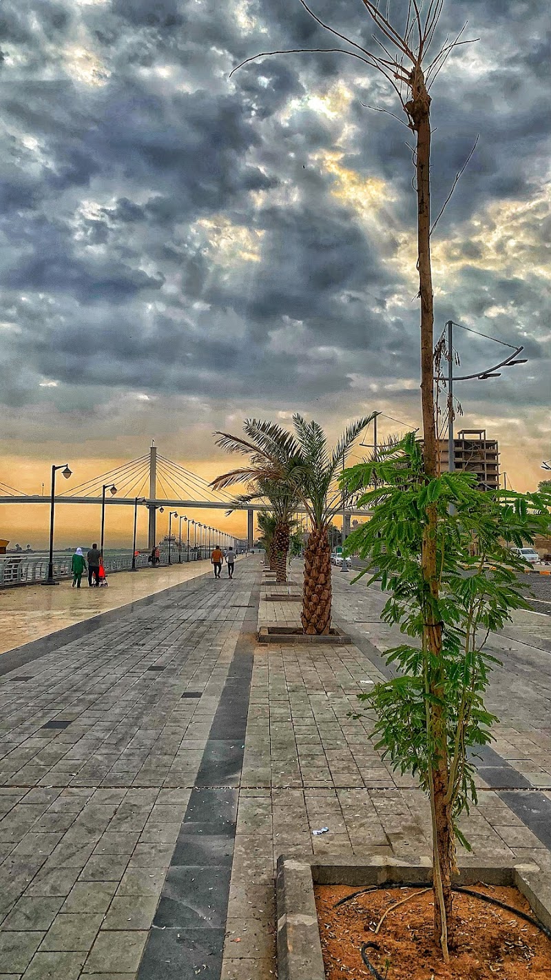 Shatt al-Arab Corniche - Basrah - Iraq - booked ai
