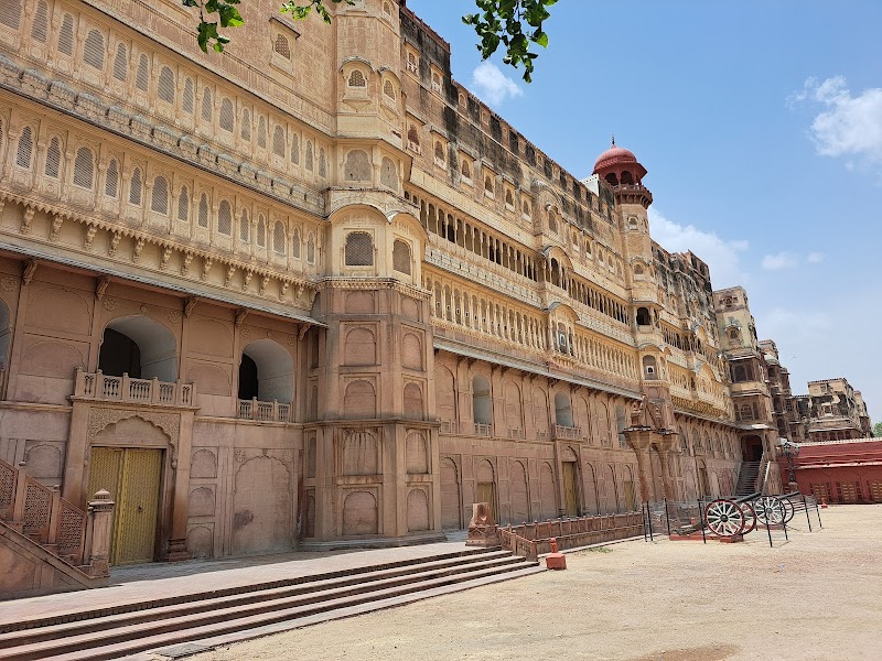 Explore Junagarh Fort - Bikaner - India - booked ai