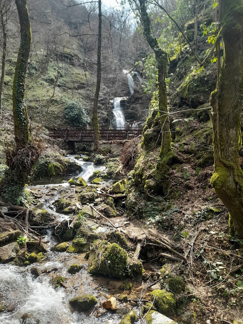 Visit the Gabrovo Vodo Reservoir - Bansko - North Macedonia - booked ai
