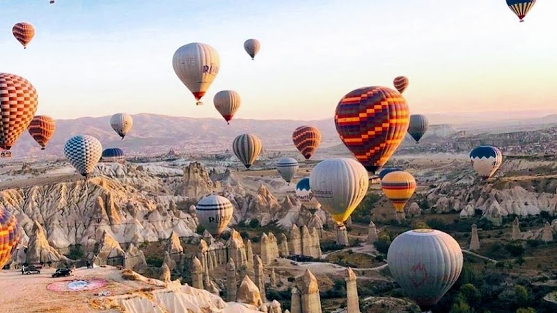 Hot Air Balloon Ride Over Göreme - Göreme - Türkiye - booked ai