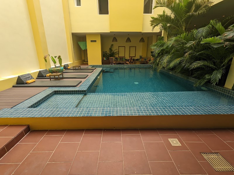 Hotel Old Cinema - Kampot - Cambodia - booked ai