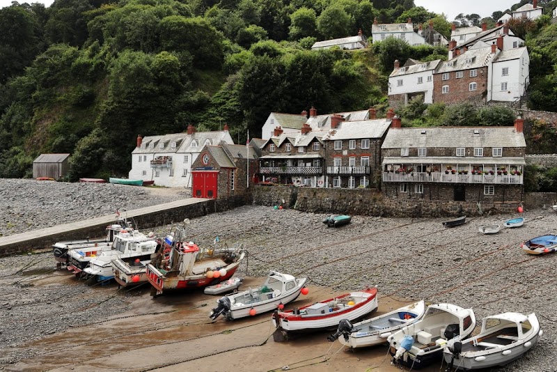 Explore the cobbled streets and historic fishing village - Clovelly - United Kingdom - booked ai