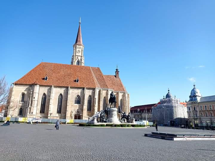 St. Michael's Church and Unirii Square - Cluj-Napoca - Romania - booked ai