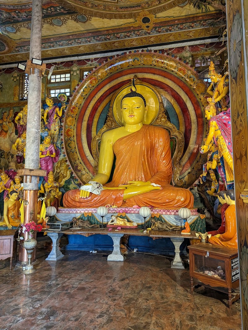 Gangaramaya Temple - Colombo - Sri Lanka - booked ai