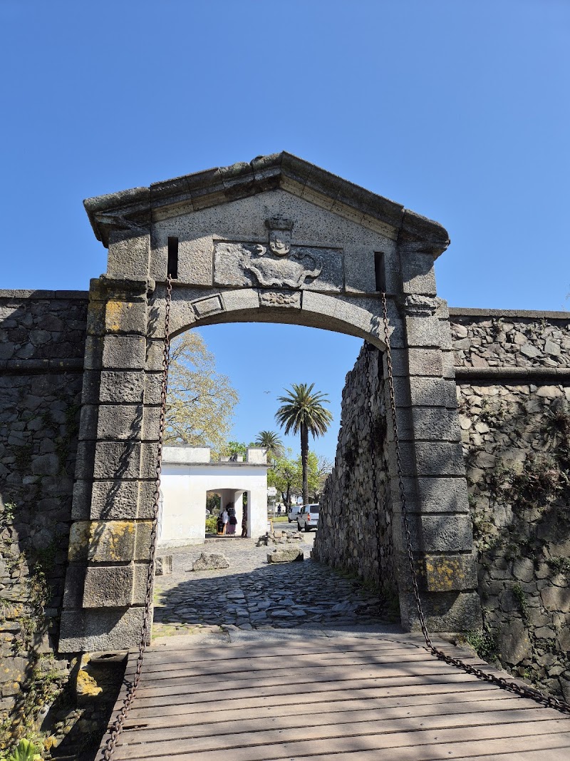Stroll through the Historic Quarter (Barrio Histórico) - Colonia del Sacramento - Uruguay - booked ai