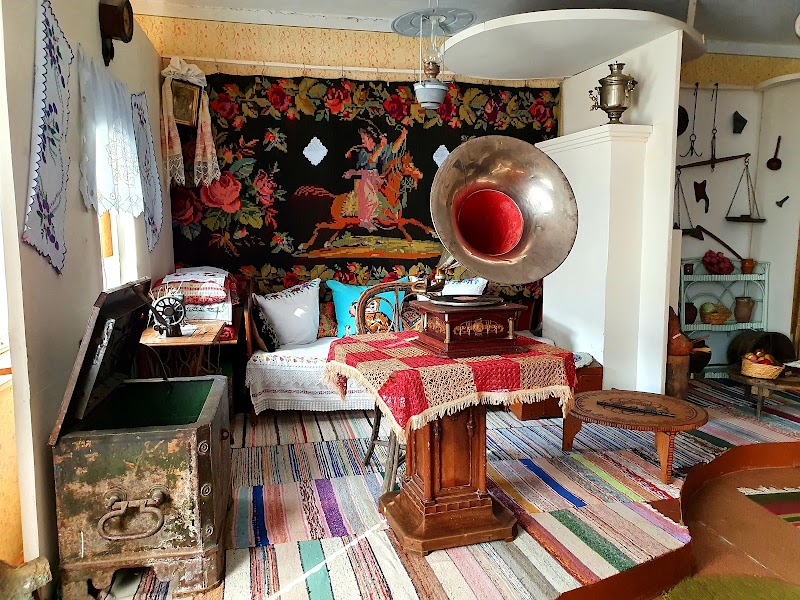 Visit the Comrat Regional Museum - Comrat - Moldova - booked ai