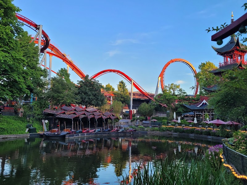 Tivoli Gardens - København - Denmark - booked ai