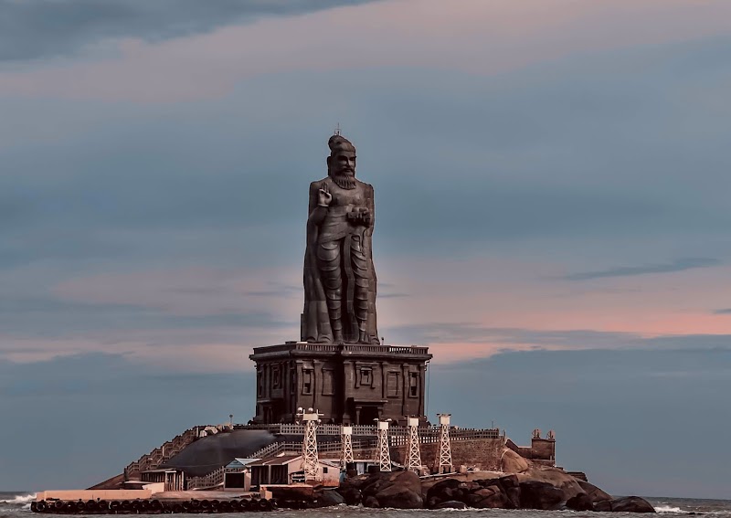 Explore Thiruvalluvar Statue - Kanniyakumari - India - booked ai