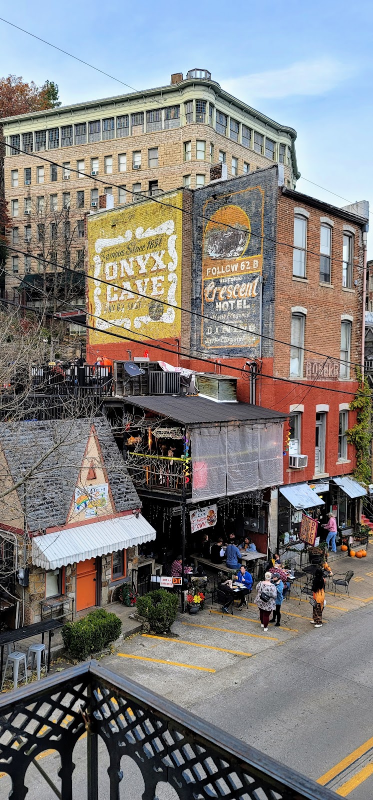 Historic Downtown Eureka Springs - Eureka Springs - United States - booked ai