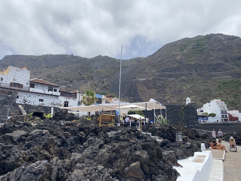 Explore the Natural Rock Pools of El Caletón - Garachico - Spain - booked ai