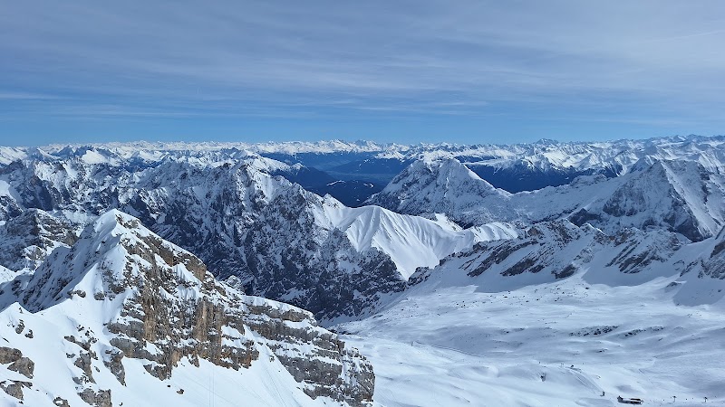 Zugspitze Mountain Excursion - Garmisch-Partenkirchen - Germany - booked ai