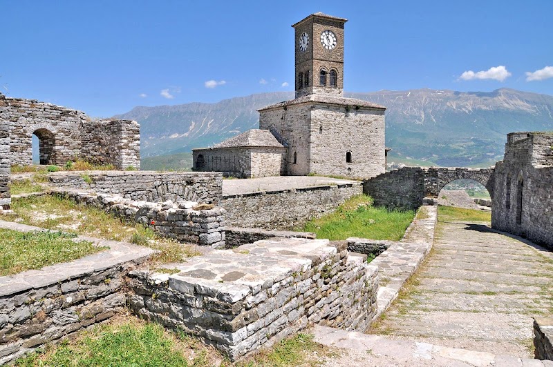 Explore Gjirokastër Castle - Gjirokastër - Albania - booked ai