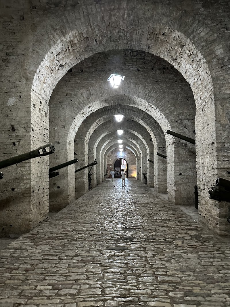 Explore Gjirokastër Castle - Gjirokastër - Albania - booked ai