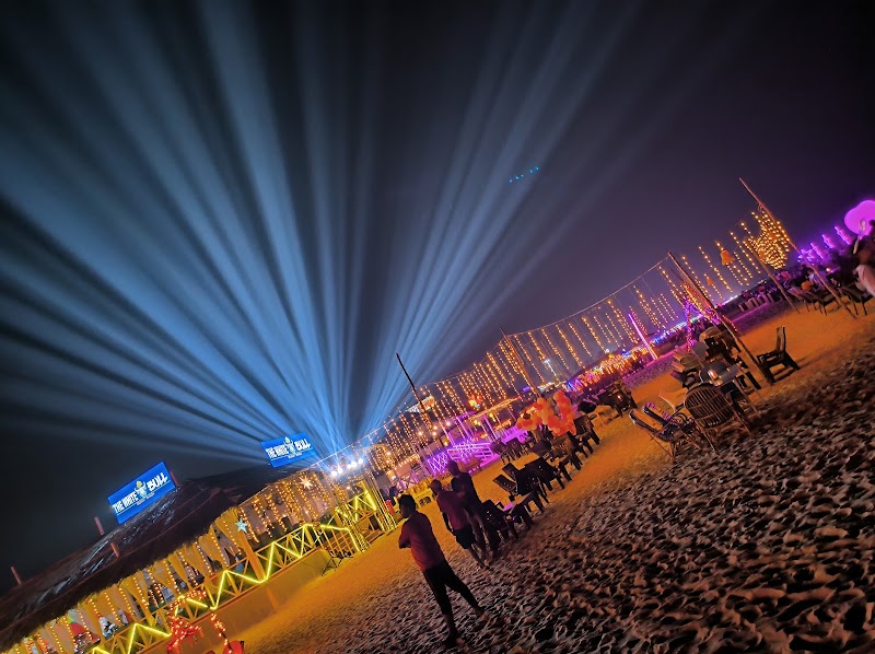 Visit Baga Beach - Baga - India - booked ai