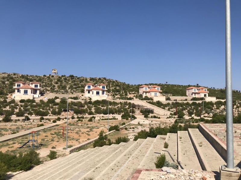 Hiking and Trekking - Johi - Pakistan - booked ai