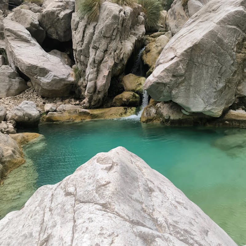 Hiking and Trekking - Johi - Pakistan - booked ai