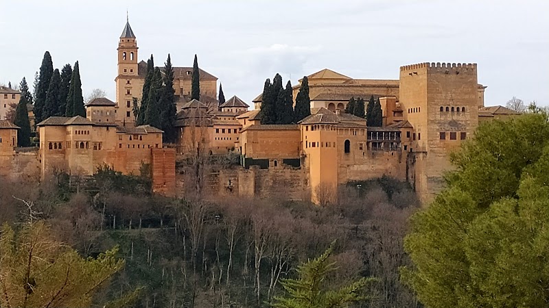 Visit the Alhambra - Granada - Spain - booked ai