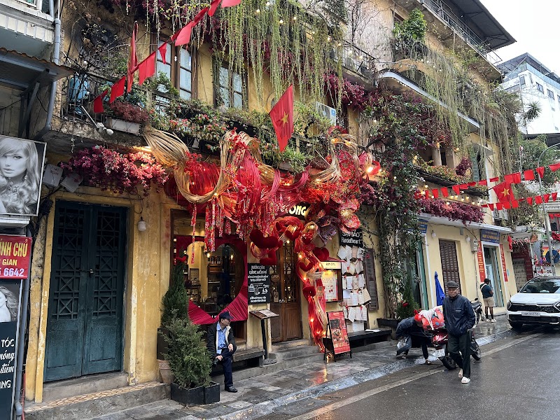 Explore the Old Quarter - Hanoi - Vietnam - booked ai