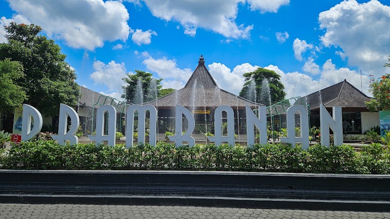 Visit Prambanan Temple - Yogyakarta - Indonesia - booked ai