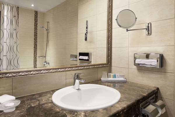 Ramada by Wyndham Kazan City Center - Kazan - Russia - booked ai