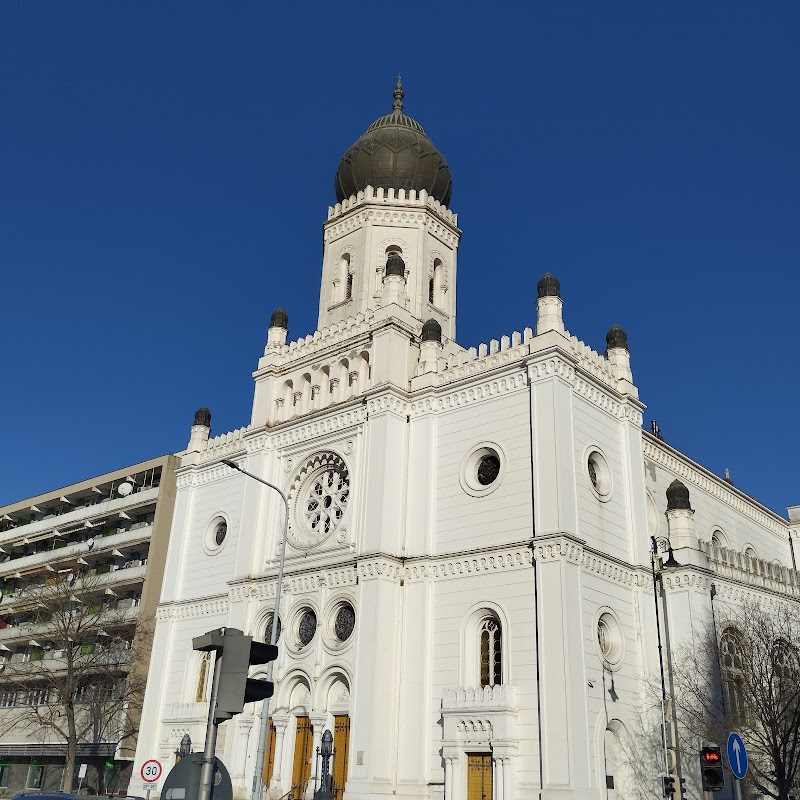 Visit the Cifrapalota (Ornamented Palace) - Kecskemét - Hungary - booked ai