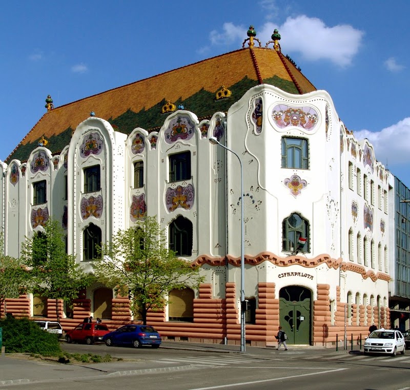 Visit the Cifrapalota (Ornamented Palace) - Kecskemét - Hungary - booked ai