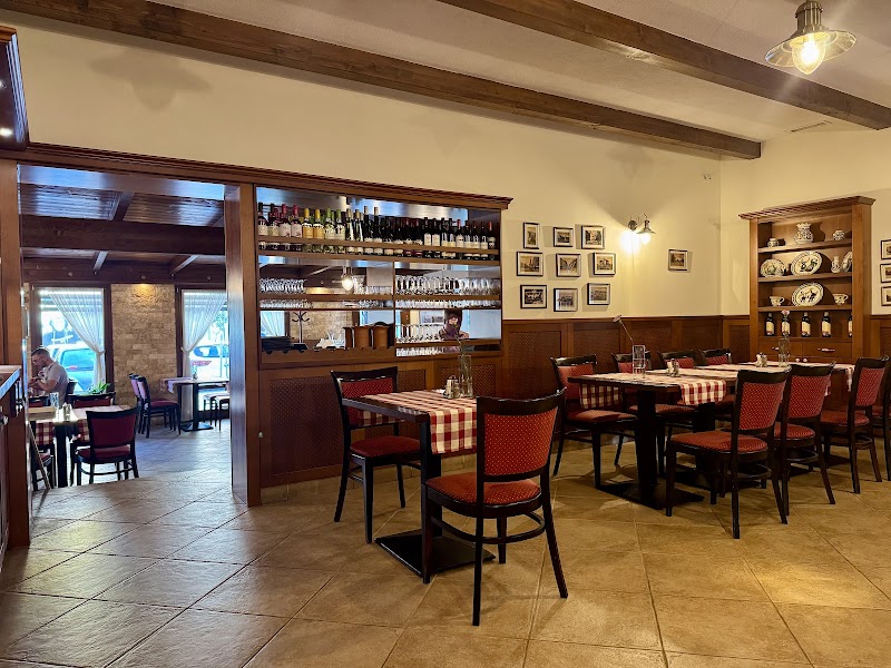 Rozmaring Restaurant - Kecskemét - Hungary - booked ai