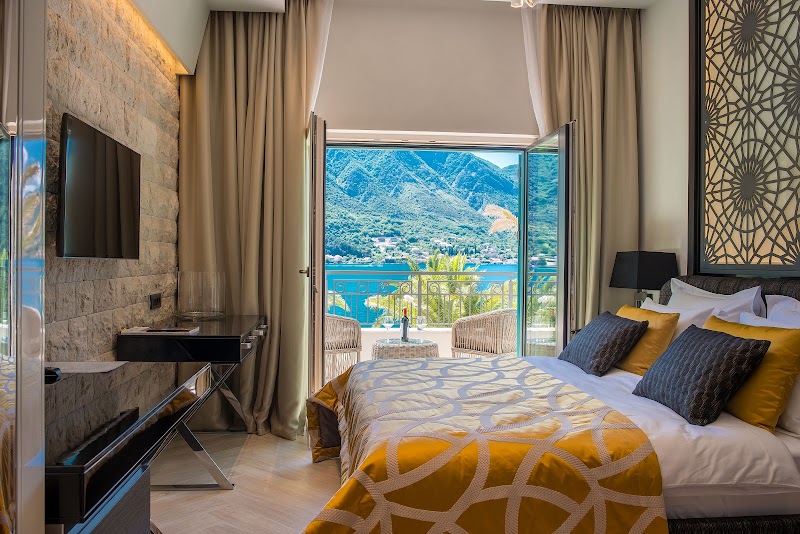 Hotel Forza Terra - Dobrota - Montenegro - booked ai