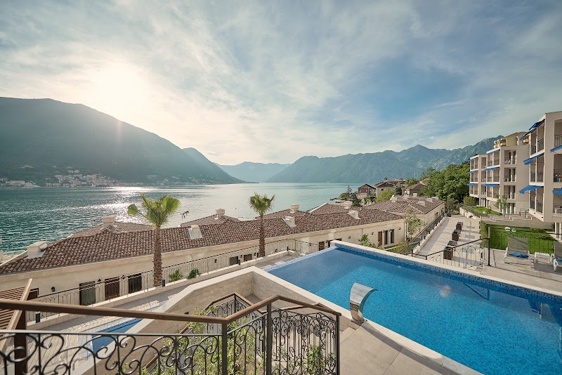 HUMA Kotor Bay Hotel and Villas - Dobrota - Montenegro - booked ai