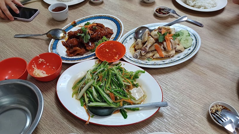 Golden Dragon Restaurant - Kuala Terengganu - Malaysia - booked ai