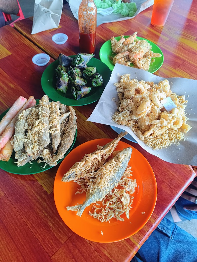 Warung Pok Nong - Kuala Terengganu - Malaysia - booked ai
