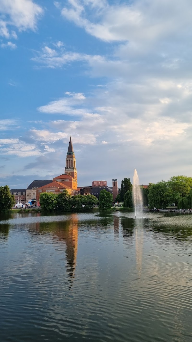 Visit the Kiel Canal (Nord-Ostsee-Kanal) - Kiel - Germany - booked ai