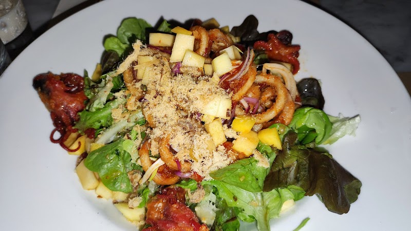 The Junk - Kuching - Malaysia - booked ai