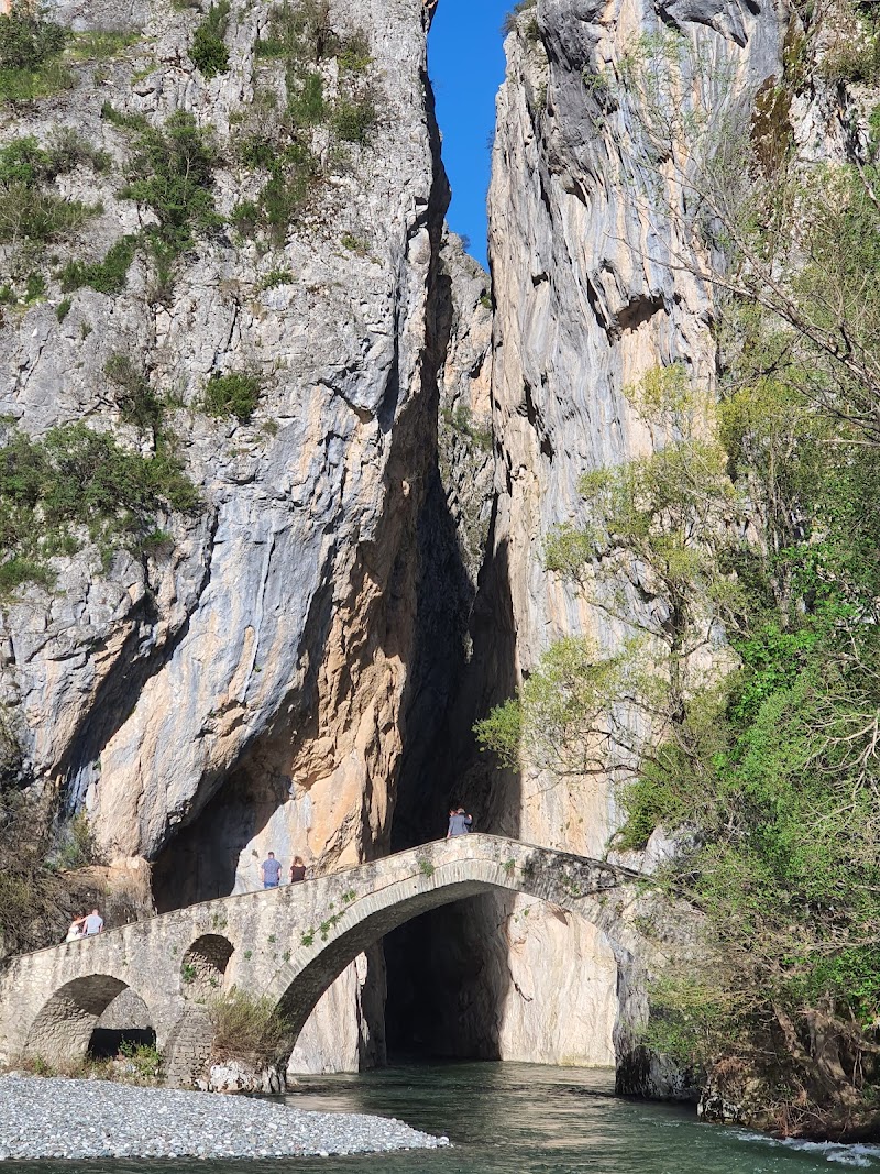 Walk along the Topolnitsa River and Stone Bridges - Grevena - Greece - booked ai