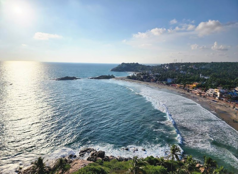 Visiting the Lighthouse at Light House Beach - Kovalam - India - booked ai