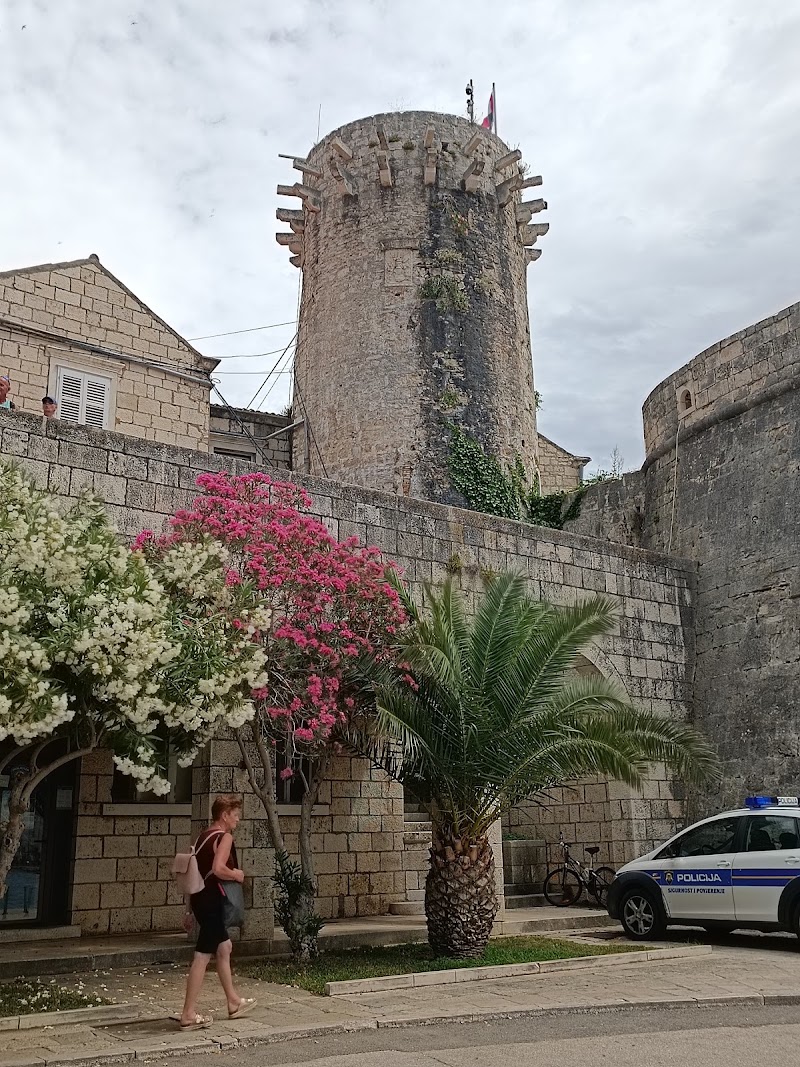 Explore the Old Town of Korčula - Korčula - Croatia - booked ai