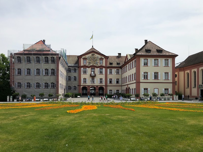 Visit the Mainau Island (Flower Island) - Konstanz - Germany - booked ai