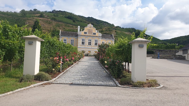 Wachau Valley Wine Tour - Dürnstein - Austria - booked ai